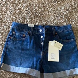 Levi’s 501 mid rise jean shorts